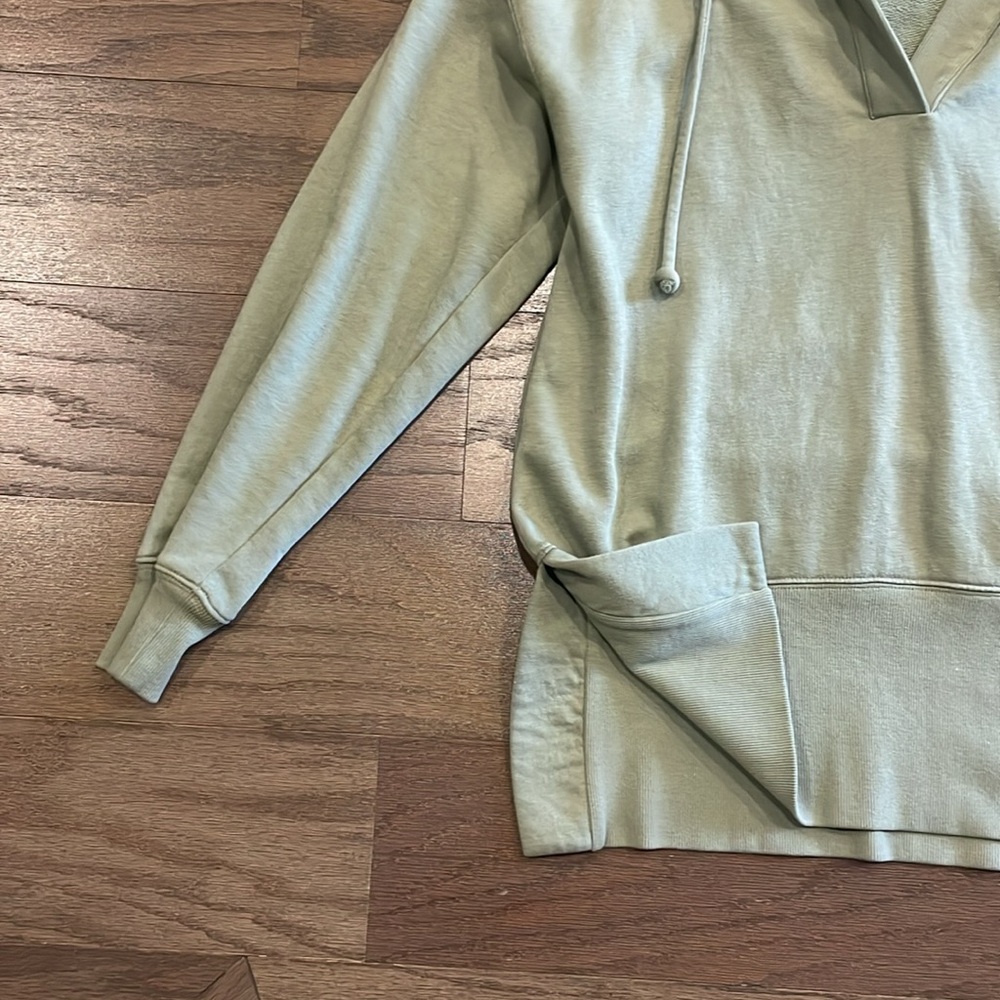 Lou and Grey Green Hoodie - Size XS - Picture 4 of 7